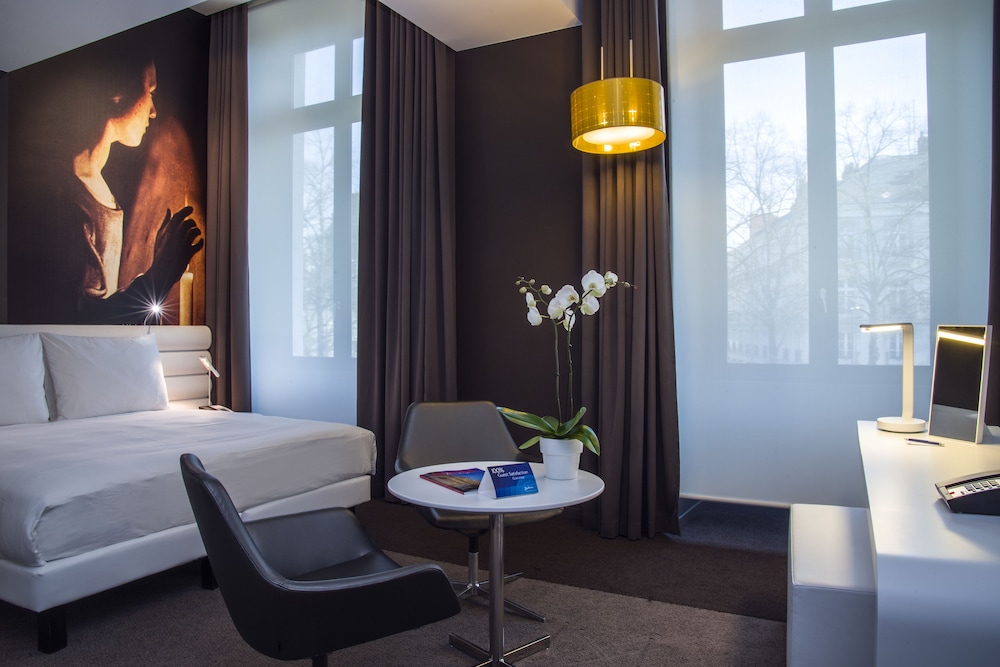 RADISSON BLU HOTEL NANTES 43/68
