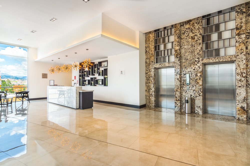 Lobby at Four Points By Sheraton Cuenca, CUENCA - EC