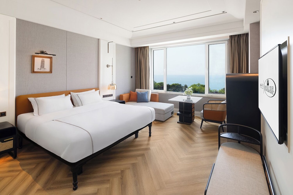 Deluxe, King Bed, Sea View
