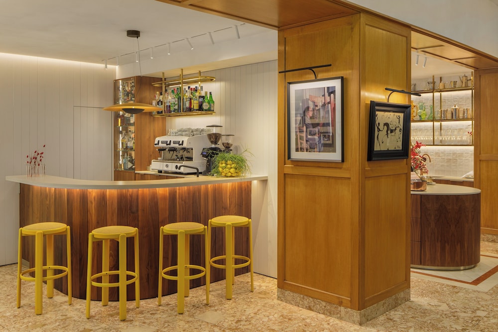 Duran Hotel And Restaurant 35/50