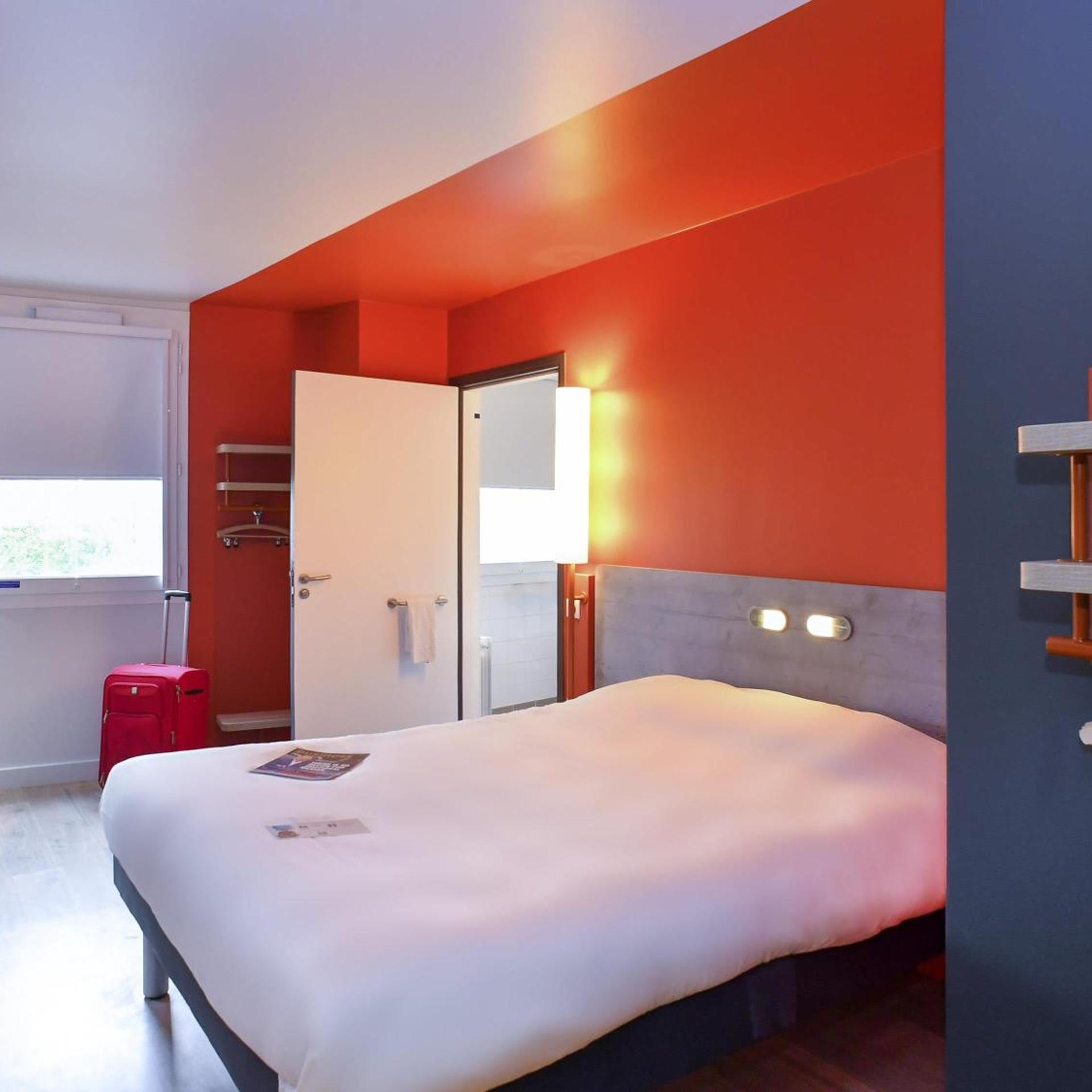 Room, King Bed, Accessible