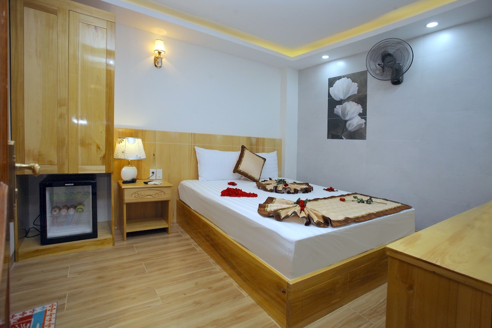 Hang Nga 1 Hotel 17/26