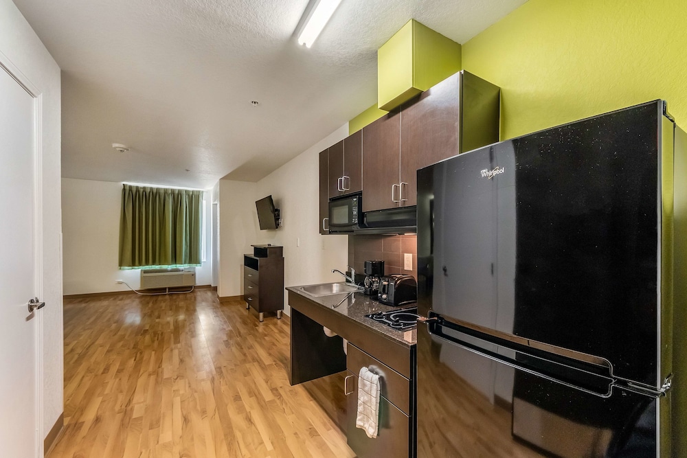 Studio6 San Marcos, TX 42/52