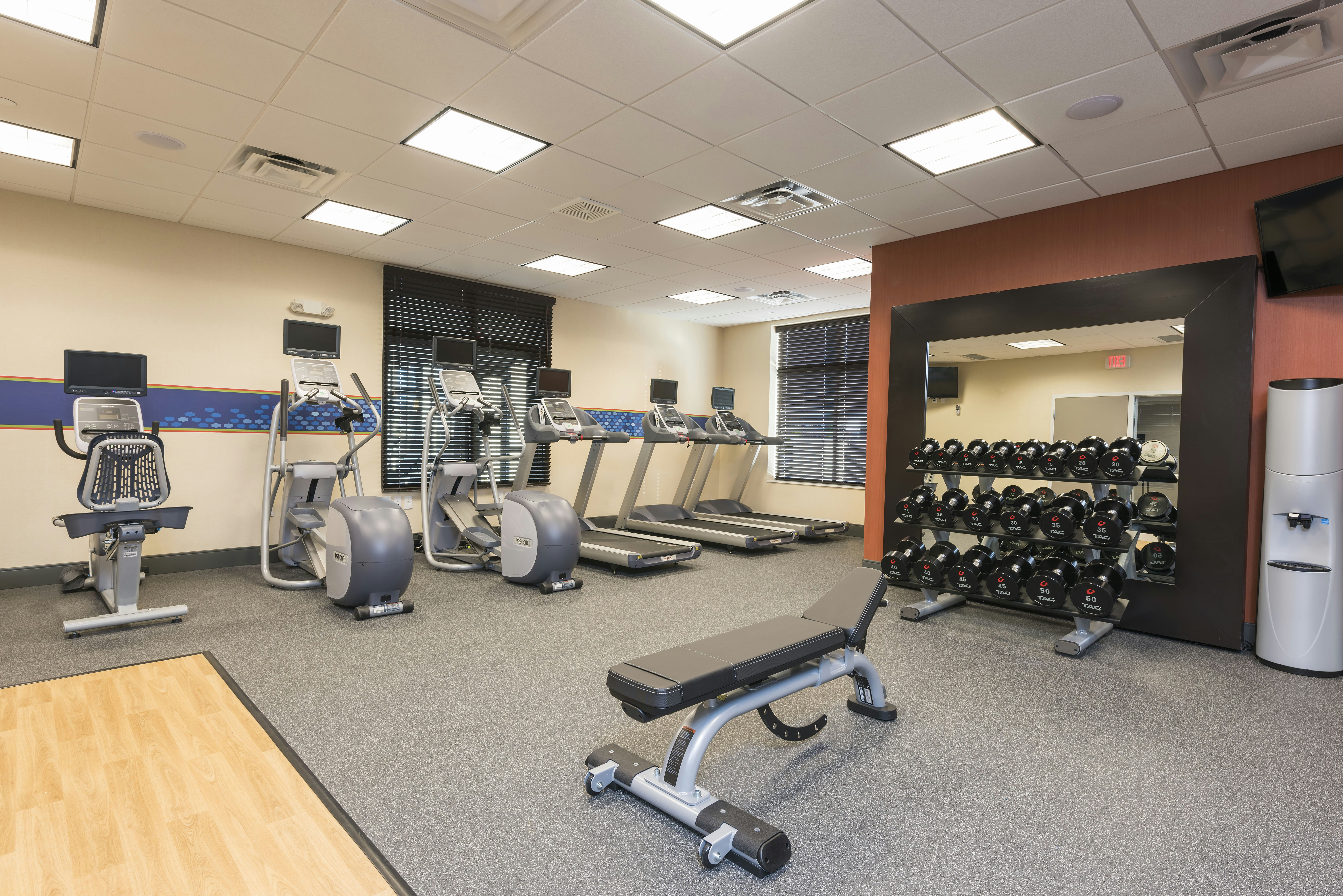 Hampton Inn Suites West Lafayette In 24/39