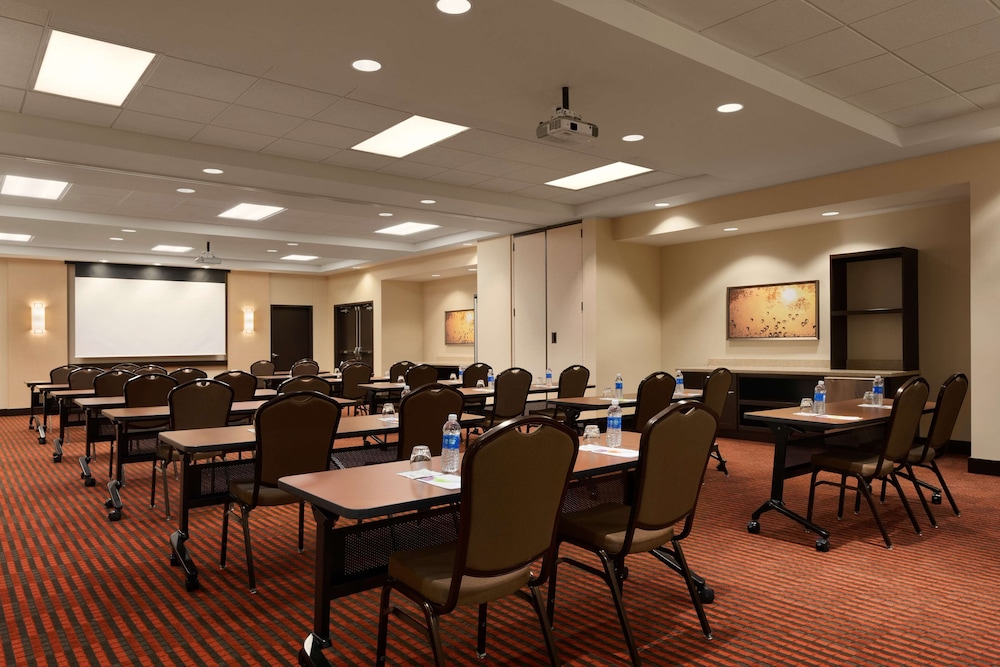 Hyatt Place Omaha/Downtown-Old Market 44/53