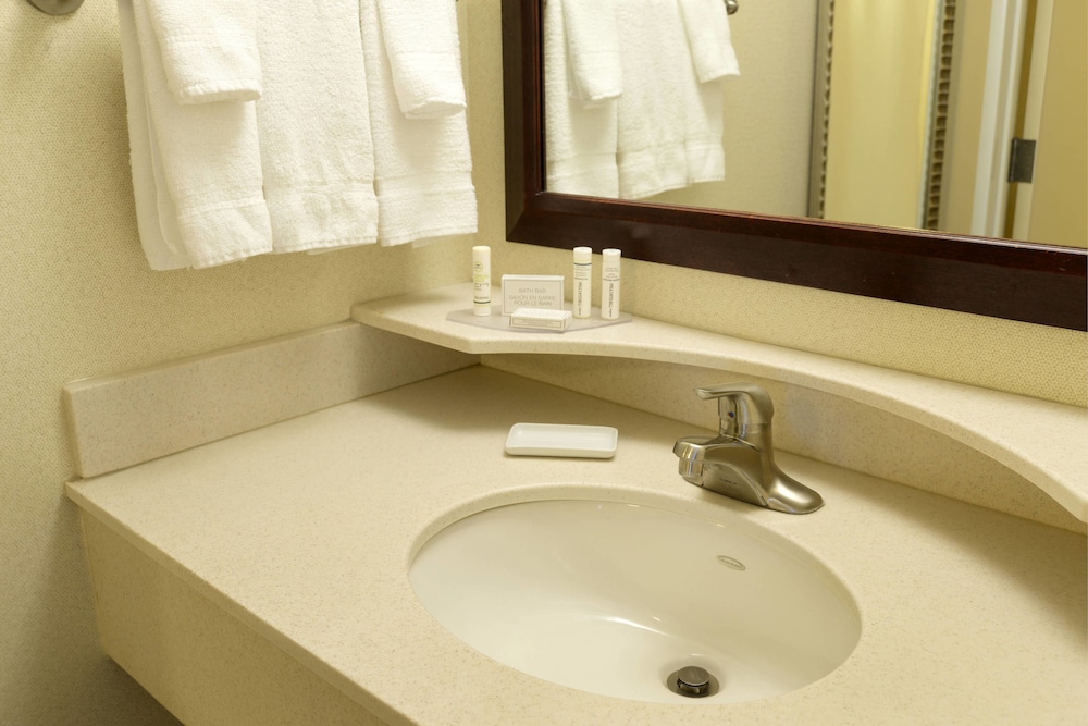 SpringHill Suites by Marriott Terre Haute 8/23