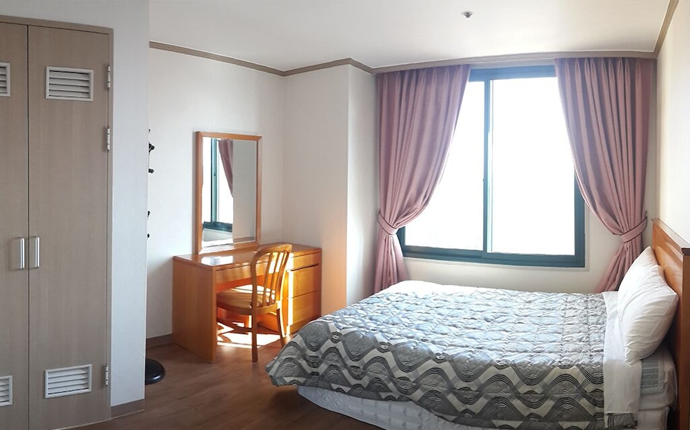 Nam Han River Ilsung Condo 10/24