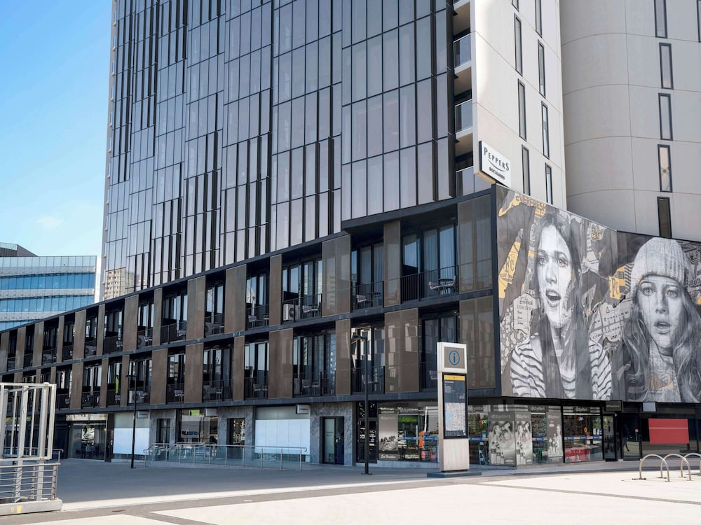 Peppers Southern Cross Melbourne 57/62