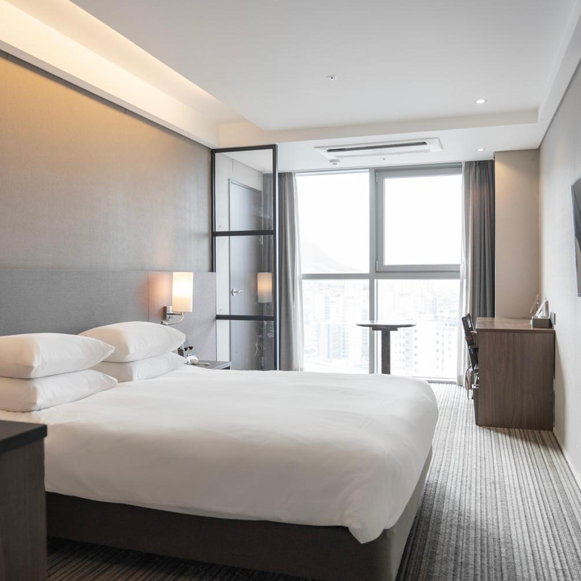 Northharbor Hotel 15/50