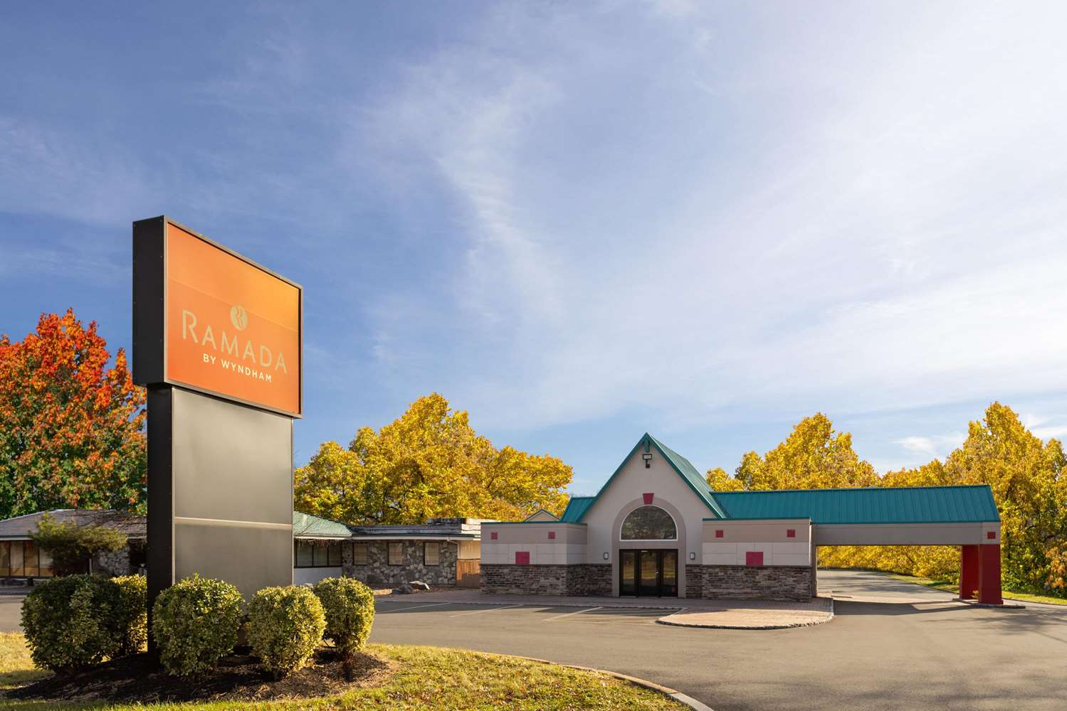 Ramada By Wyndham Parsippany 3/16
