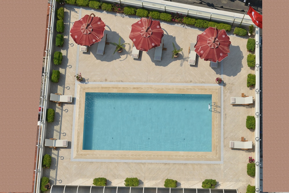 Ege Palas Business Hotel 4/66