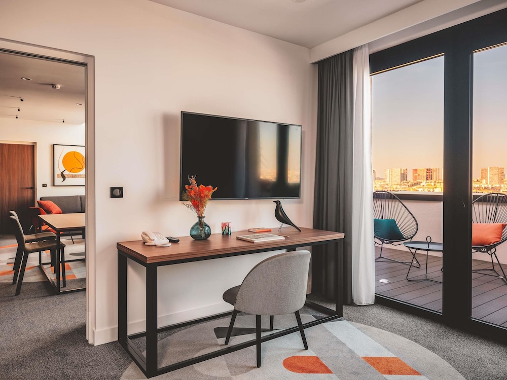 Novotel Paris Vaugirard Montparnasse 10/77
