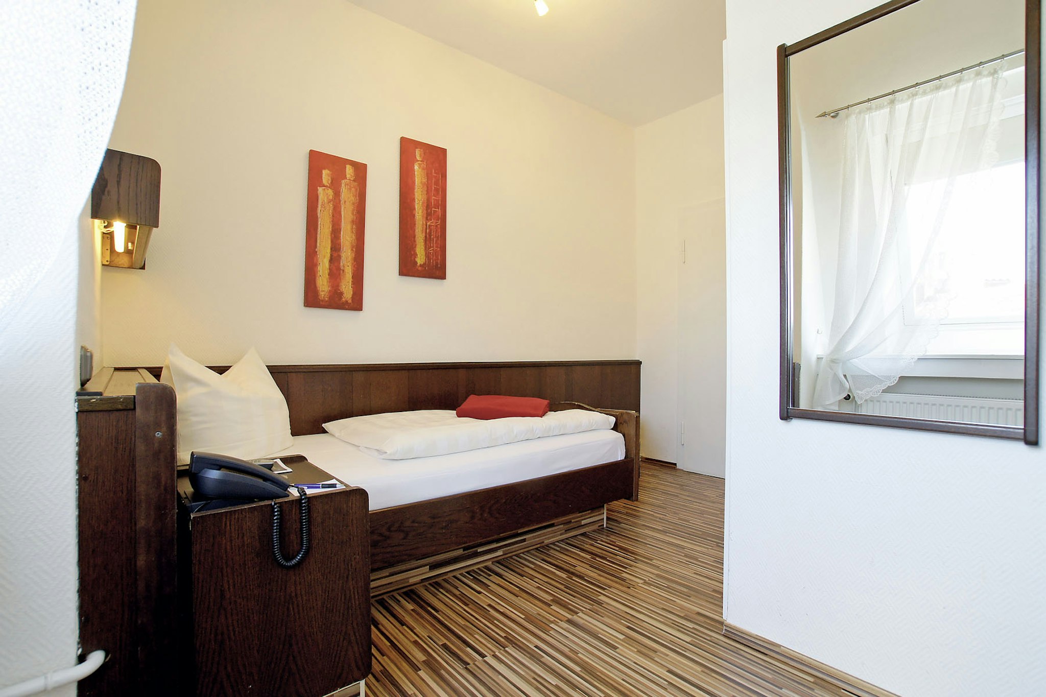 Hotel Deutsches Haus 13/23