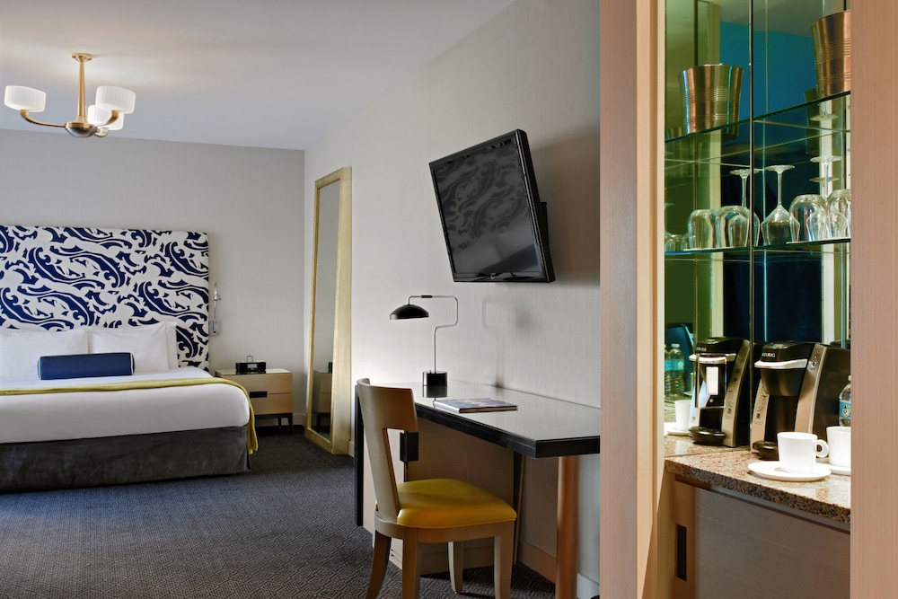 Hotel Breakwater South Beach 16/50