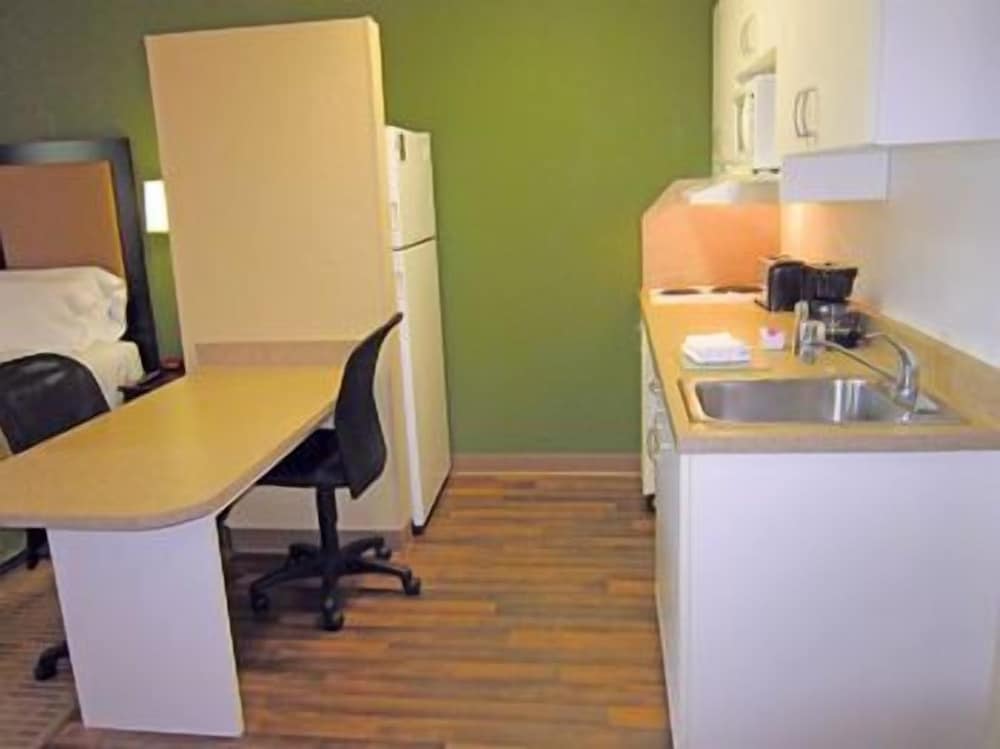 Studio 6 Extended Stay Rochester Greece NY 42/57