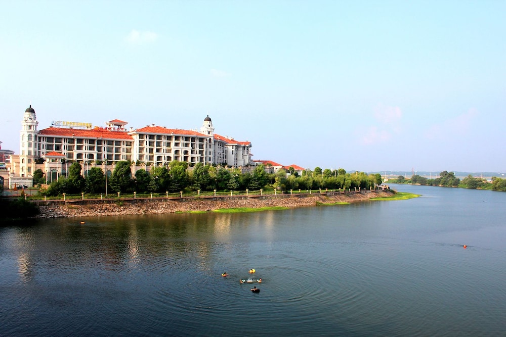 Country Garden Phoenix Hotel Changsha 22/25