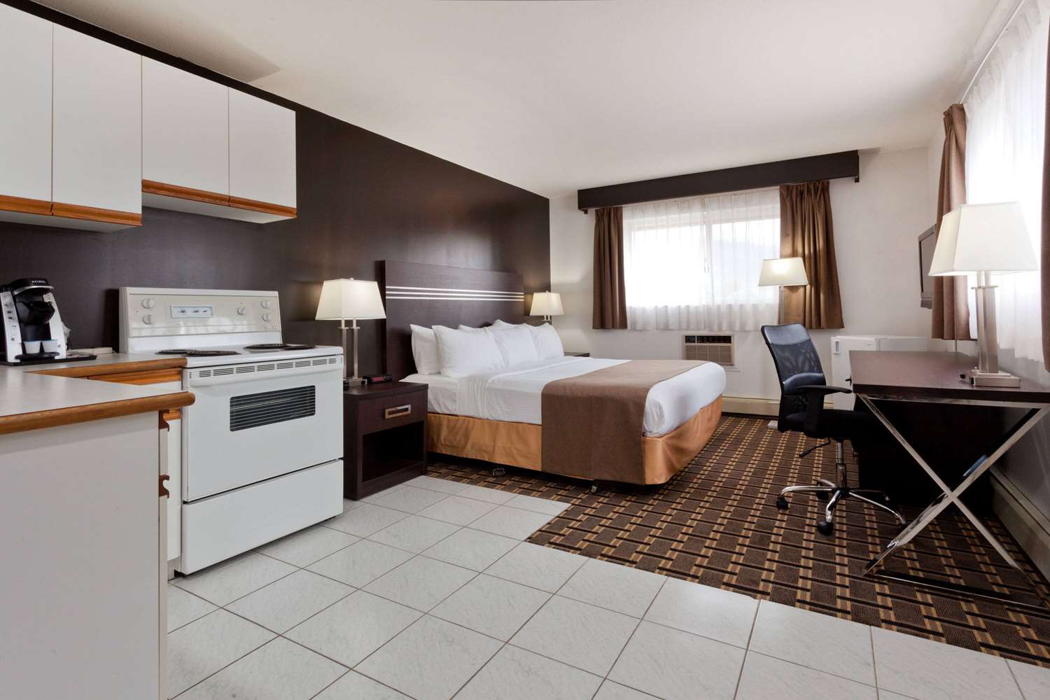 Super 8 by Wyndham Valemount 7/33