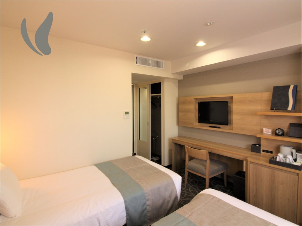 ROOM, TWIN BEDS, SMOKING