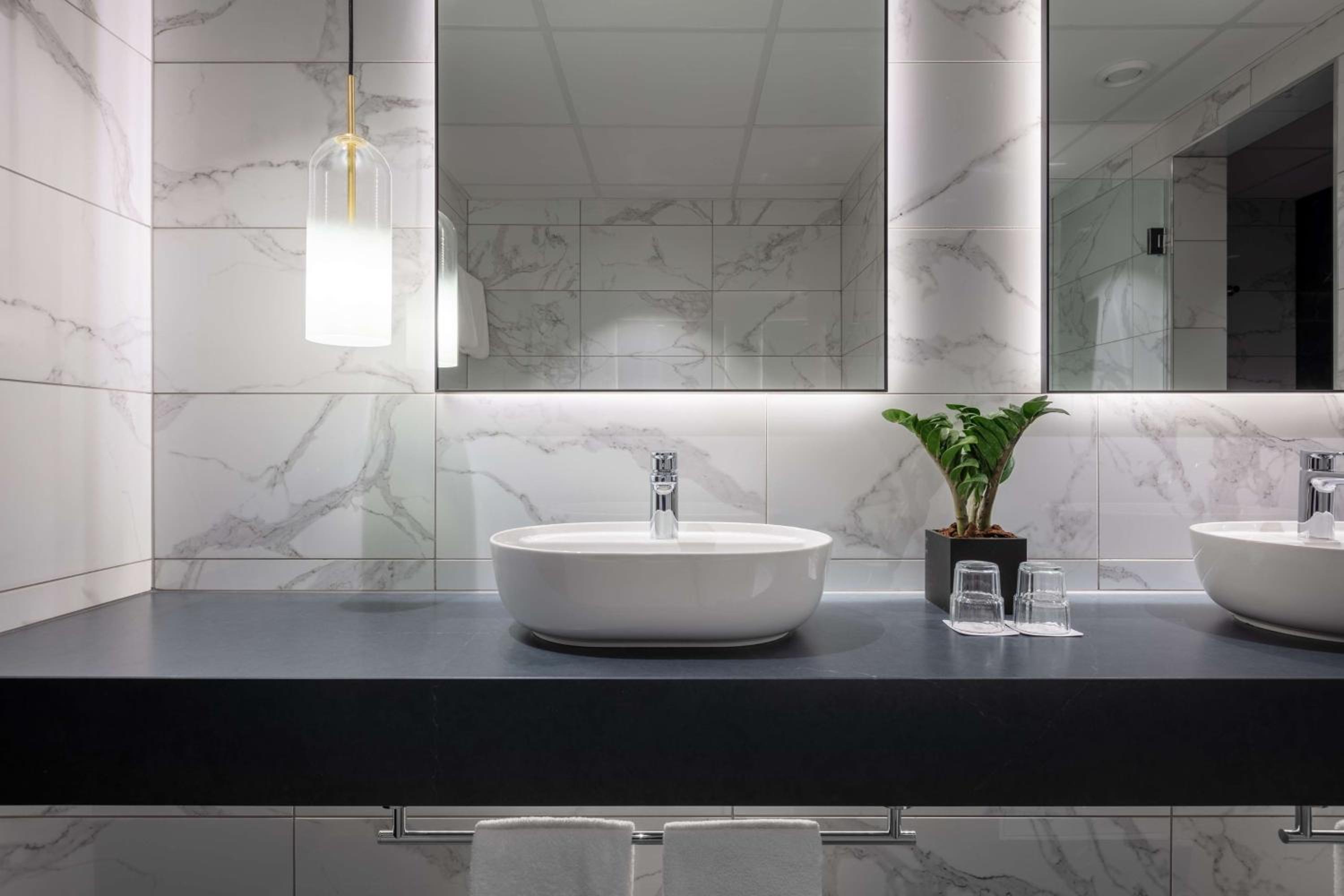 Suite, Skyline and Lake View، Radisson Blu Scandinavia Copenhagen 3/8