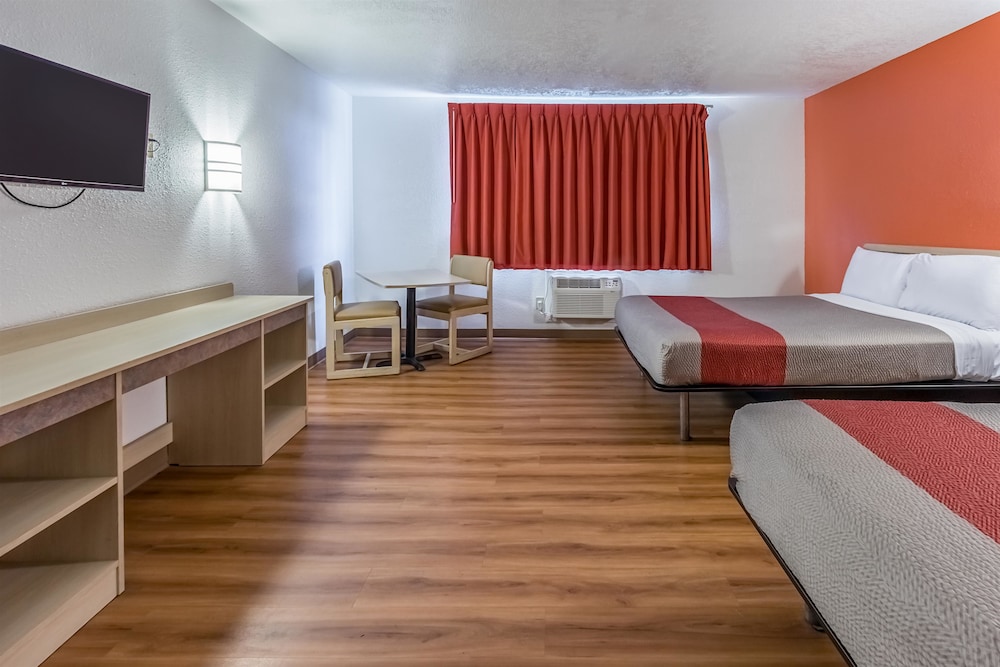 Motel6 Beaverton, OR 28/39