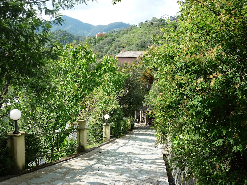 Resort Costa Morroni 81/90
