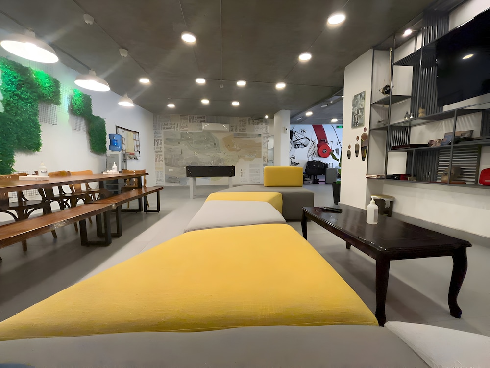 Nomads Hostel 23/34