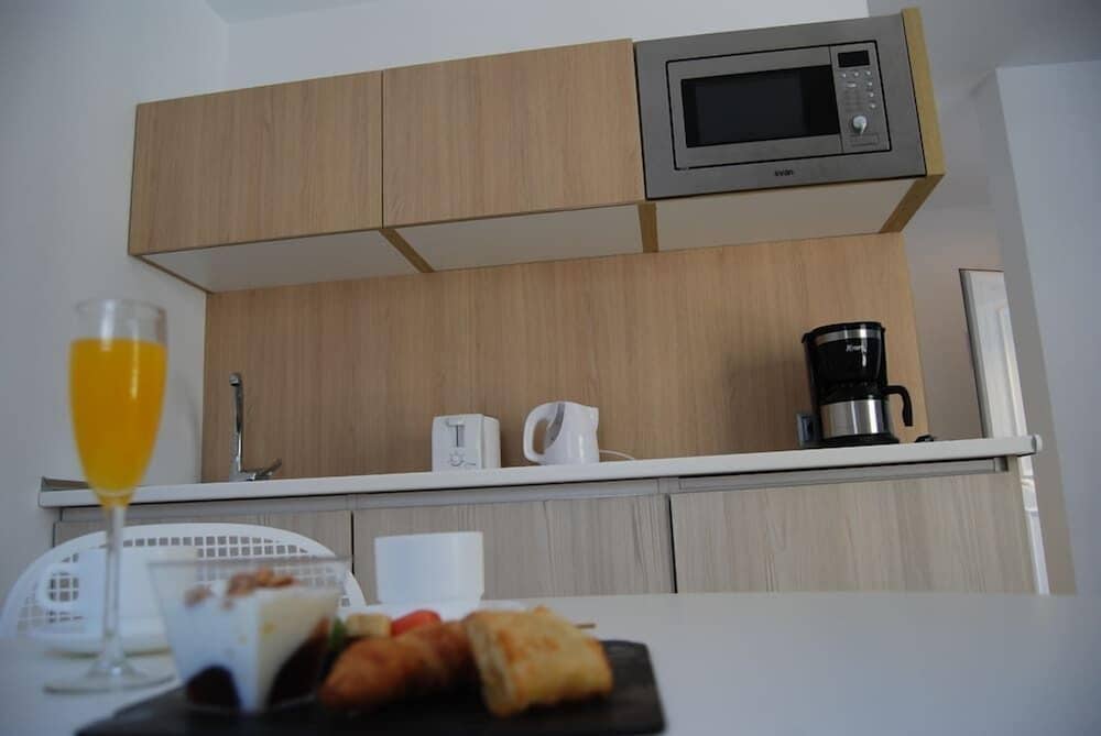 Broncemar Beach Suites Hotel 23/51