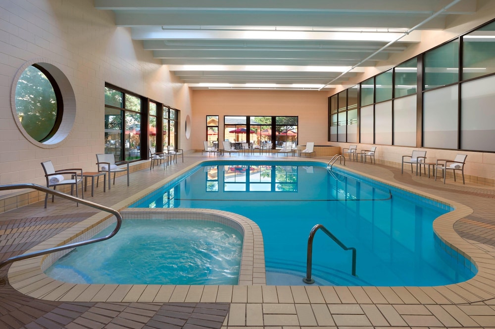 Four Points By Sheraton Toronto Airport 21/50