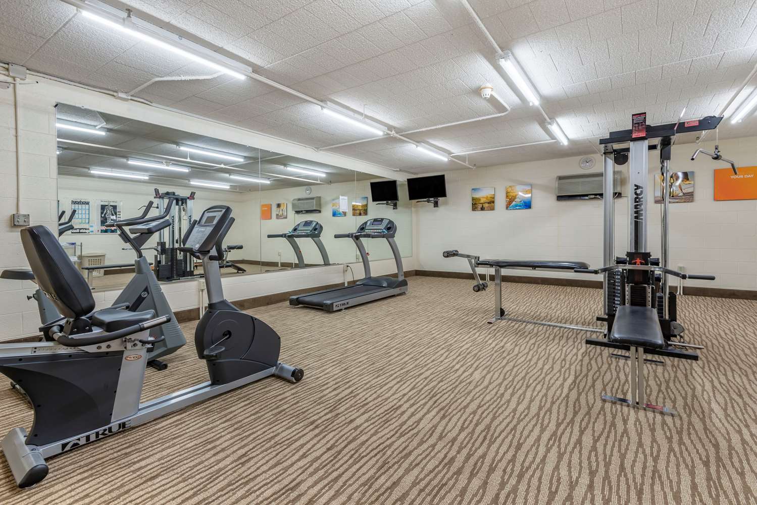 Comfort Inn West Hazleton 22/36