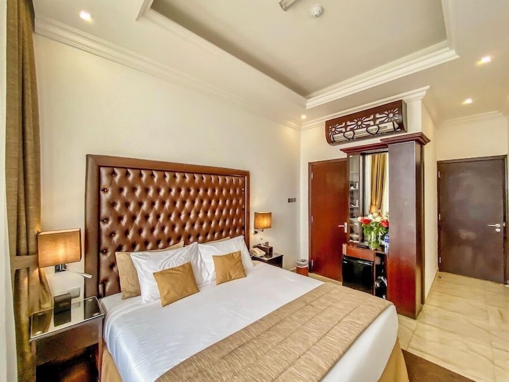 Mirage Bab Al Bahr Beach Hotel 12/44