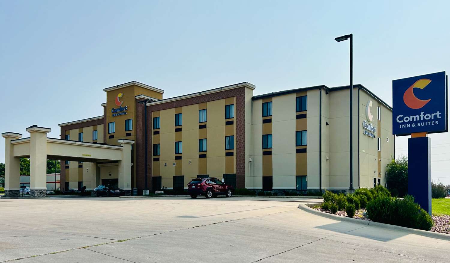 Comfort Inn and Suites Independence 39/40