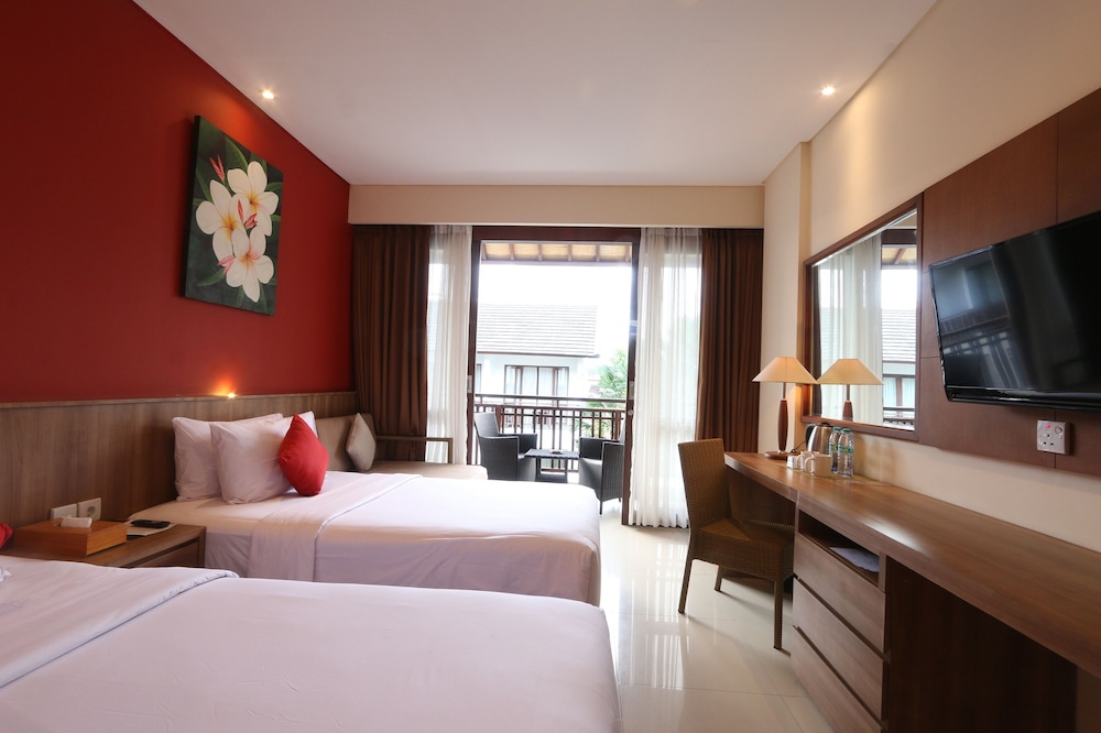PREMIER, DELUXE, TWIN BEDS, POOL VIEW