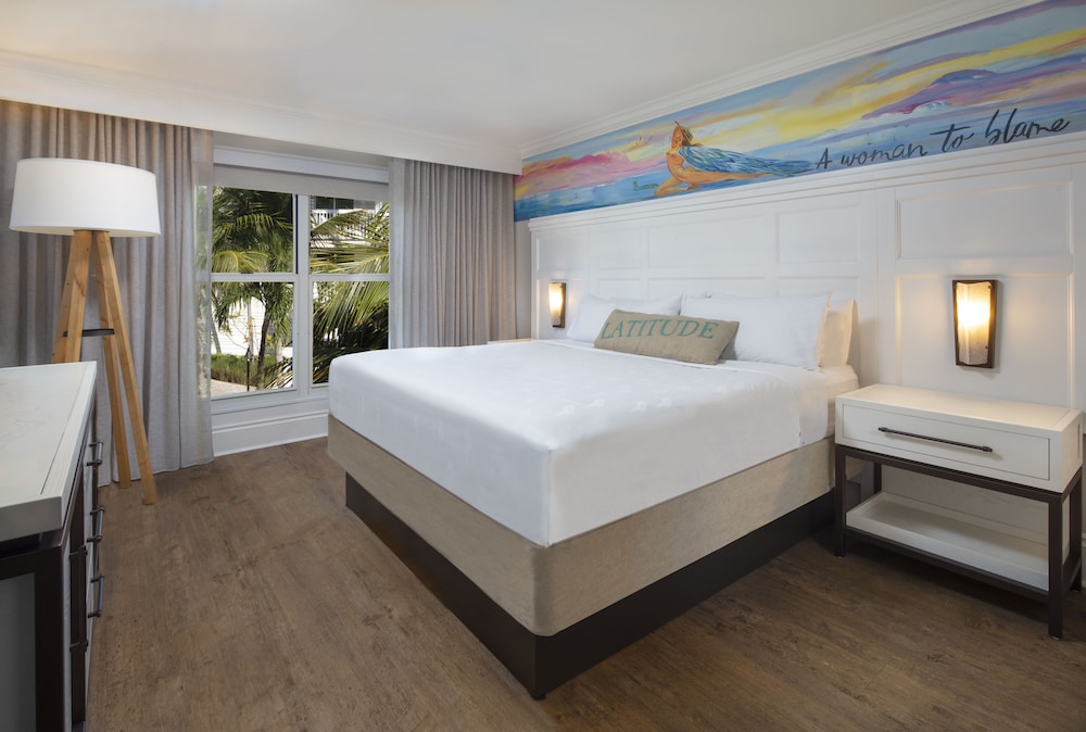 STANDARD, KING BED, RESORT VIEW