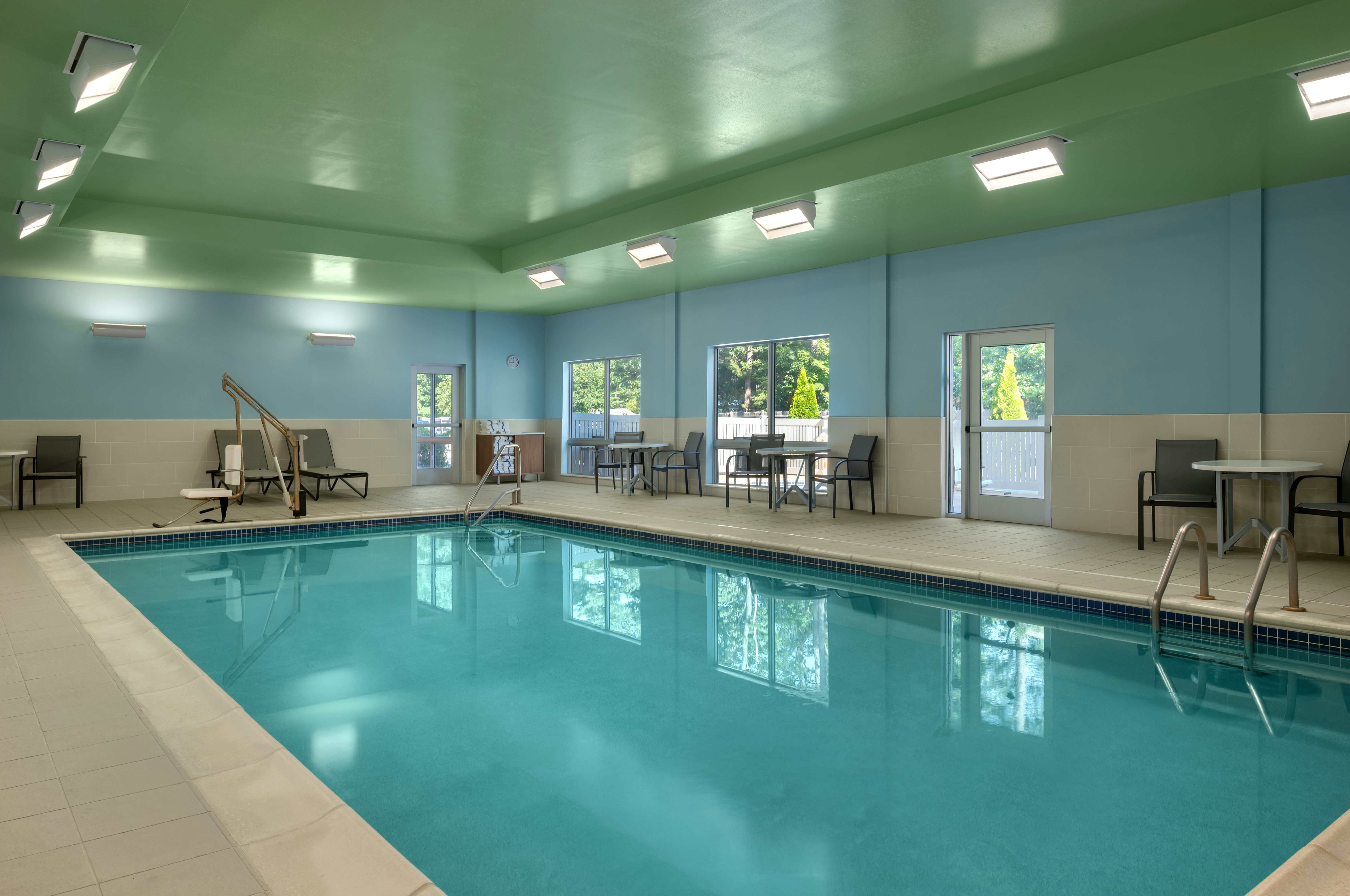 Holiday Inn Express & Suites Queensbury - Lake George Area 36/71