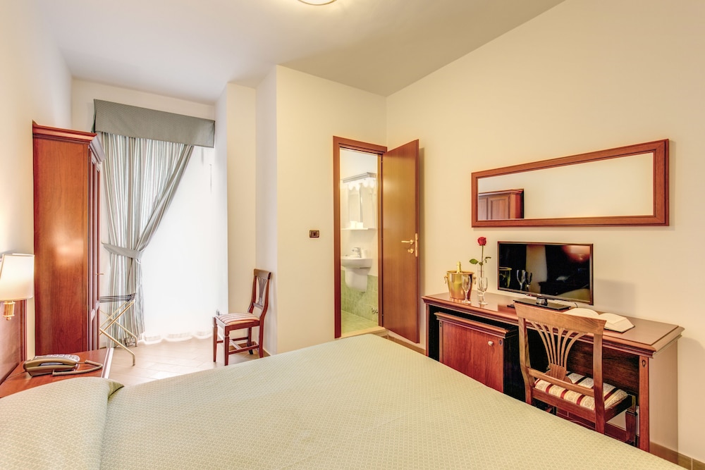Hotel Flavio Rome 13/33
