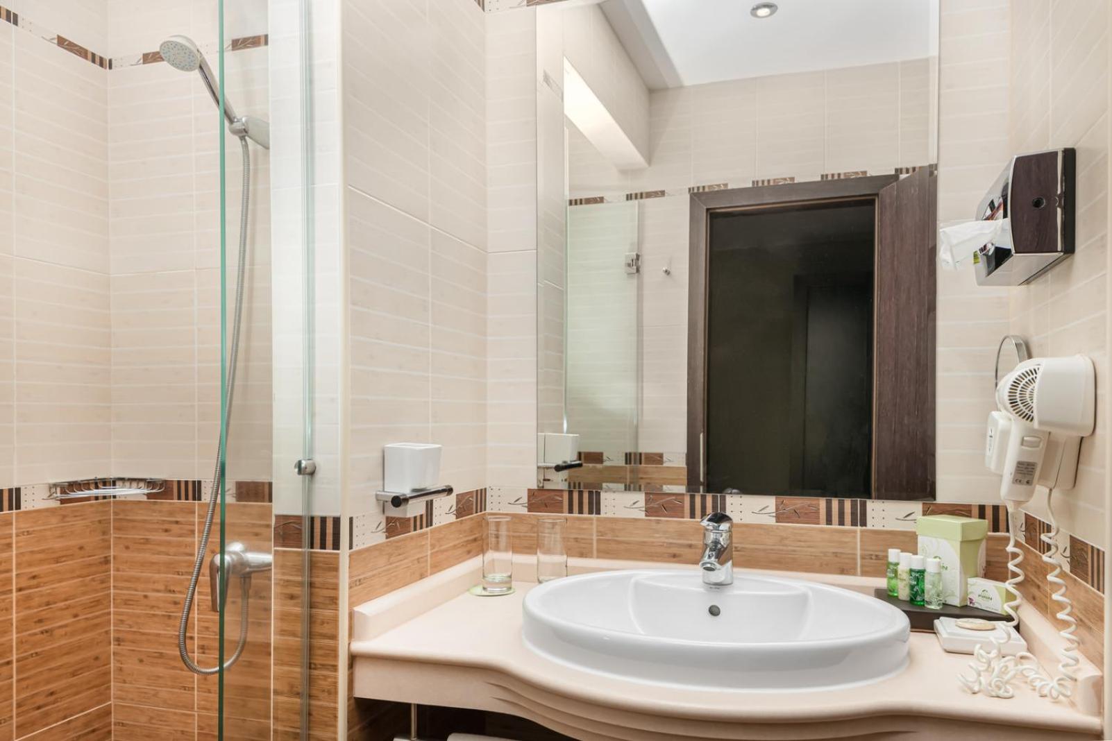 PARK PIRIN HOTEL 54/55