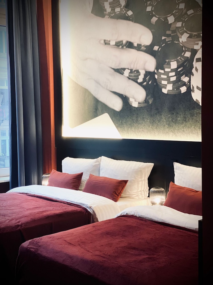 Sleephotels Casino 26/58