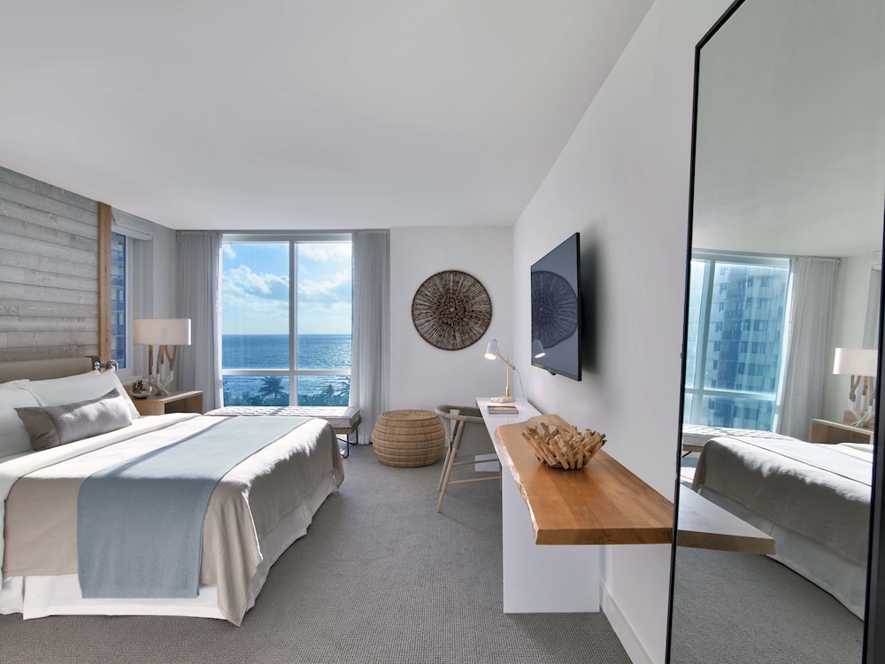 1 Hotel South Beach 44/71