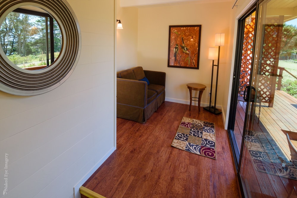 Inn at Buckhorn Cove 38/59