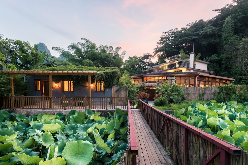 The Apsara Lodge 6/75
