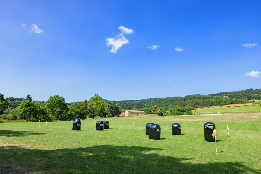 Demeures & Chateaux Domaine De Valinches 40/43