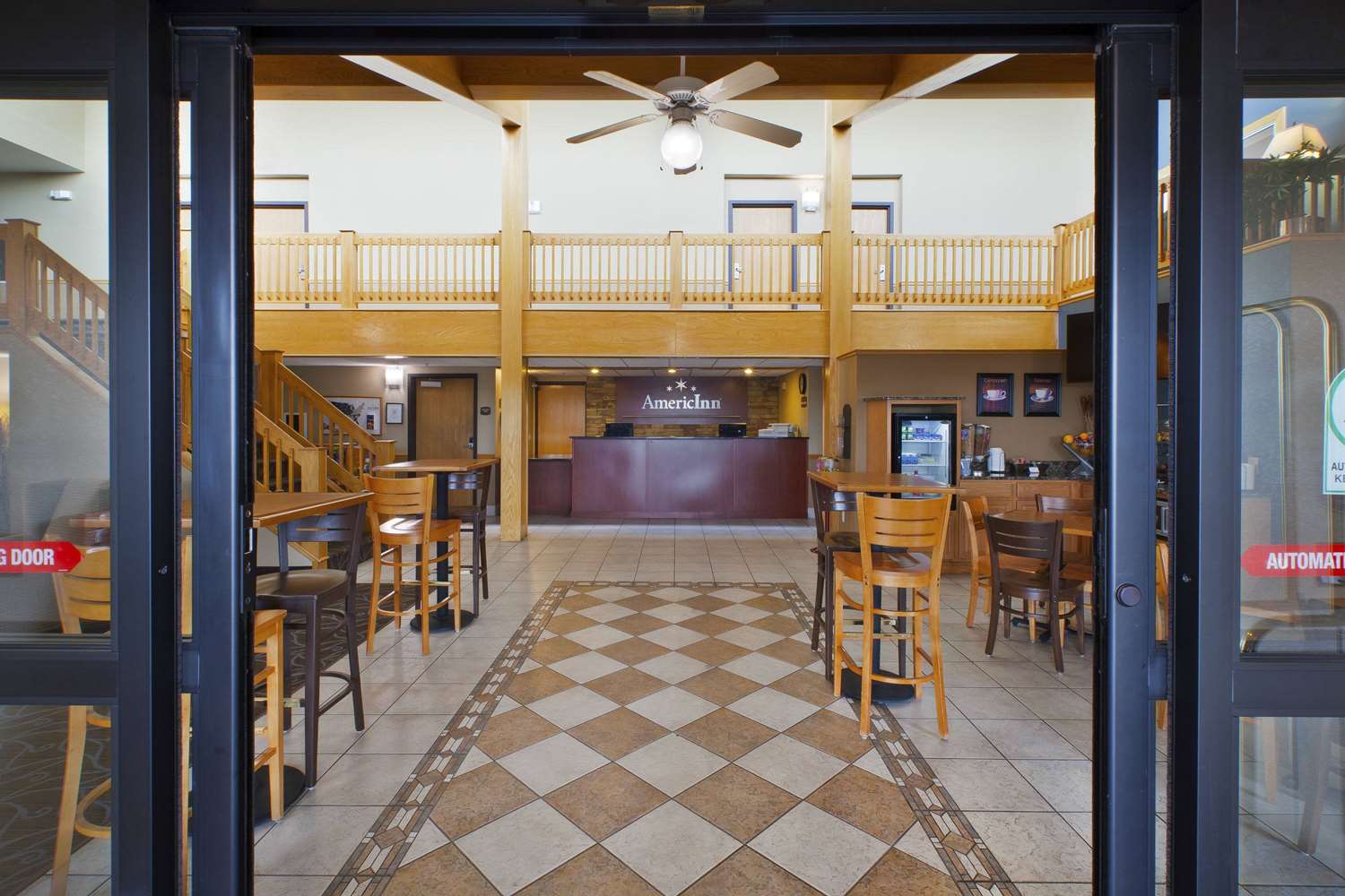 AmericInn by Wyndham Bay City 7/40