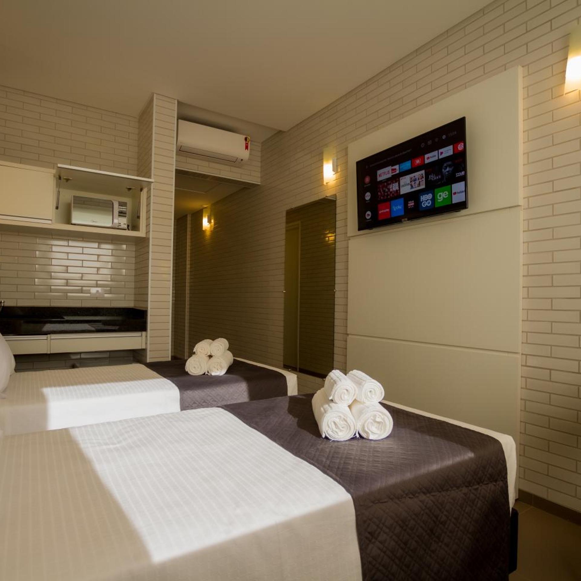 Hotel Confiance Barigui 7/18