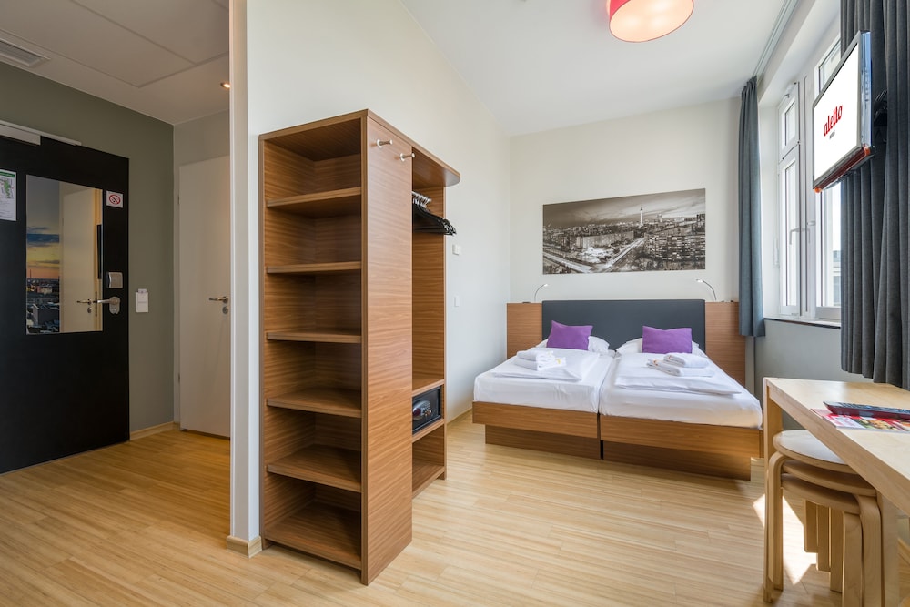 Aletto Kudamm Hotel Hostel 18/86