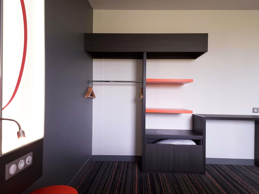 IBIS STYLES CAEN CENTRE GARE 8/60