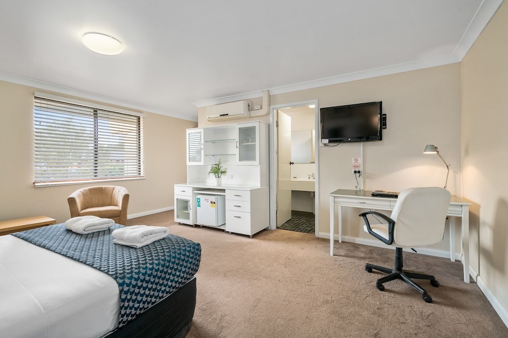 Garden City Motor Inn 34/53