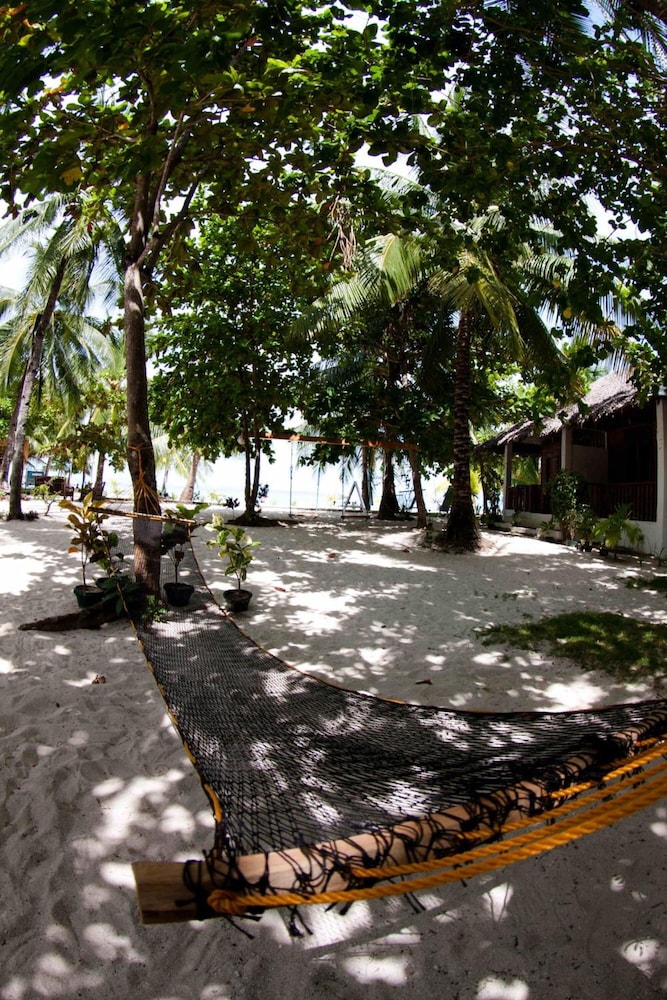 Evolution Dive And Beach Resort 4/46
