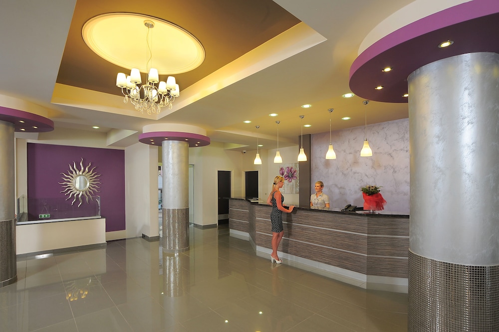 Euronapa Hotel Apartments 9/45