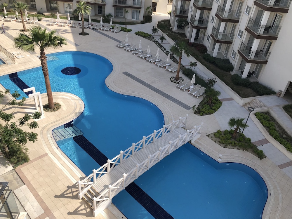Ramada Hotel and Suites by Wyndham Kusadasi 9/47