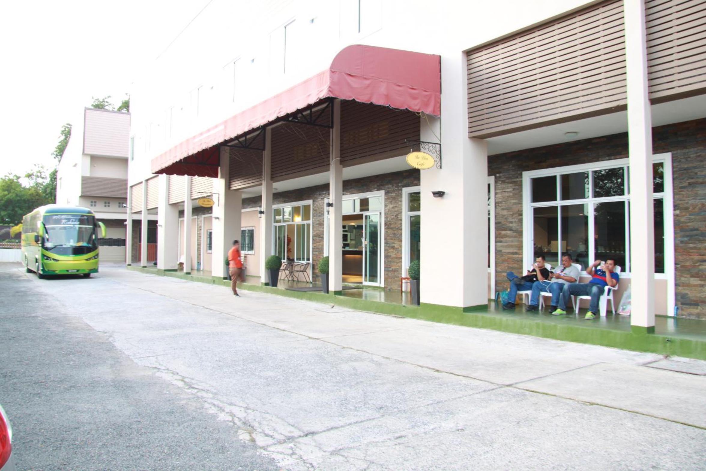 The Bless Residence 88/90